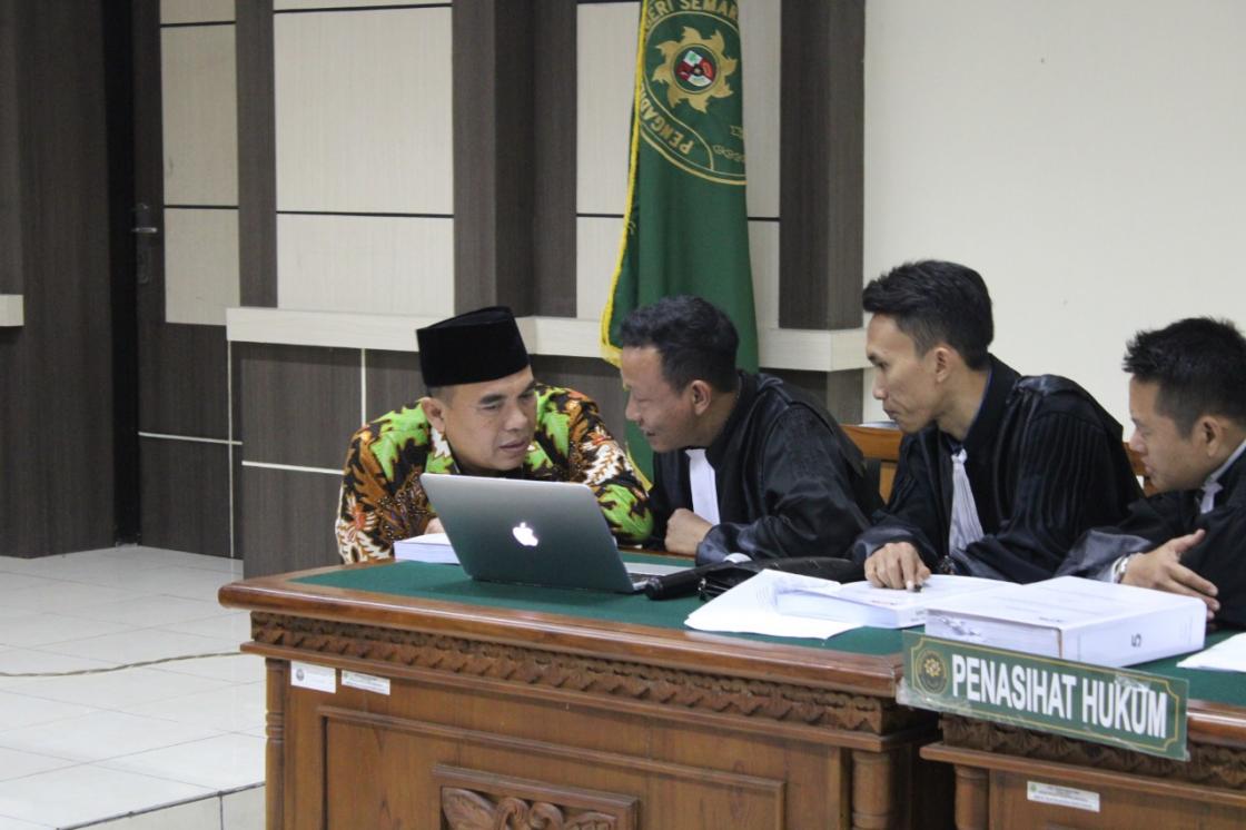 Sidang Penyuapan