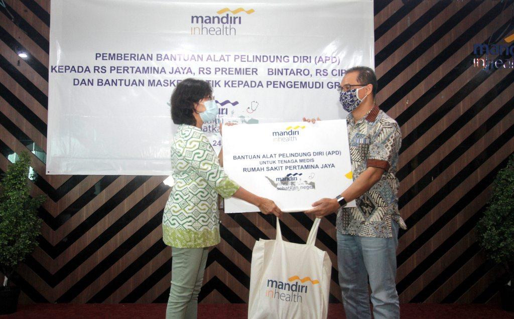 Serahkan Bantuan