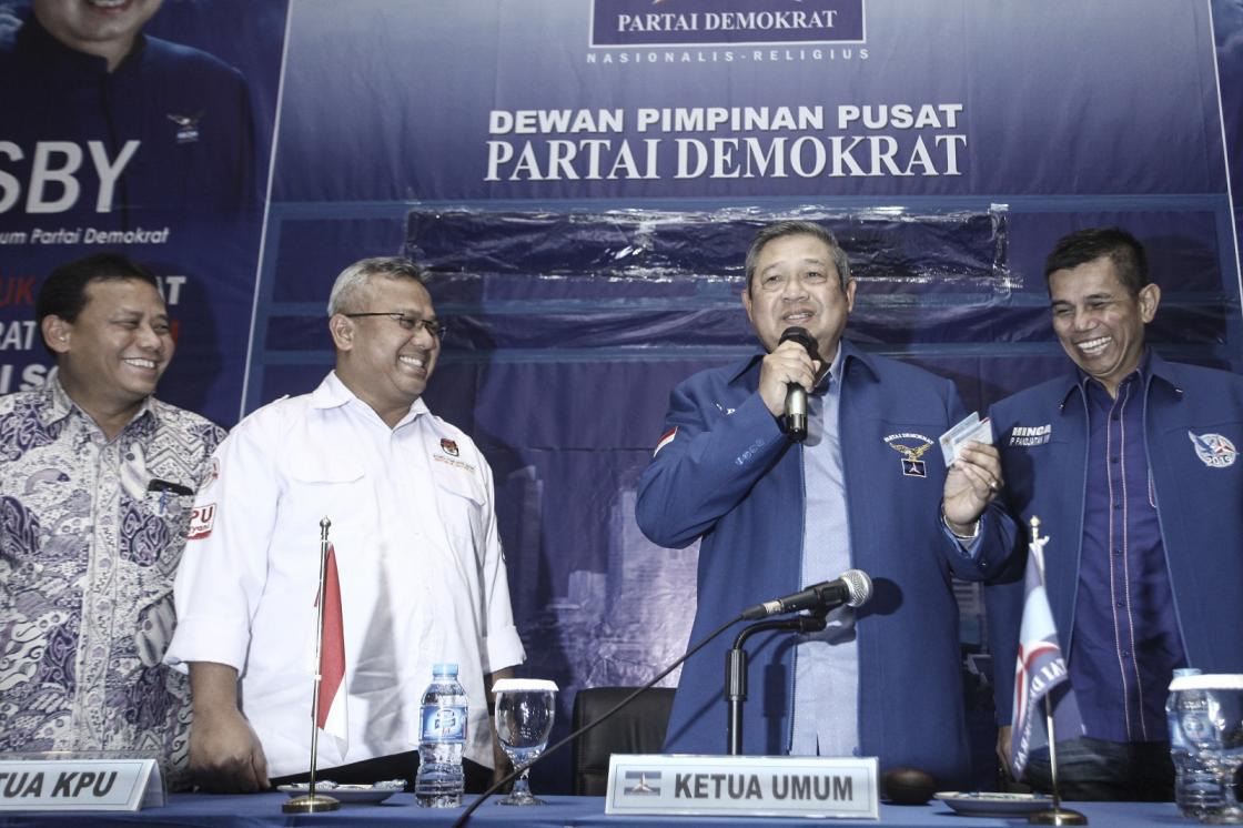 Serahkan KTP