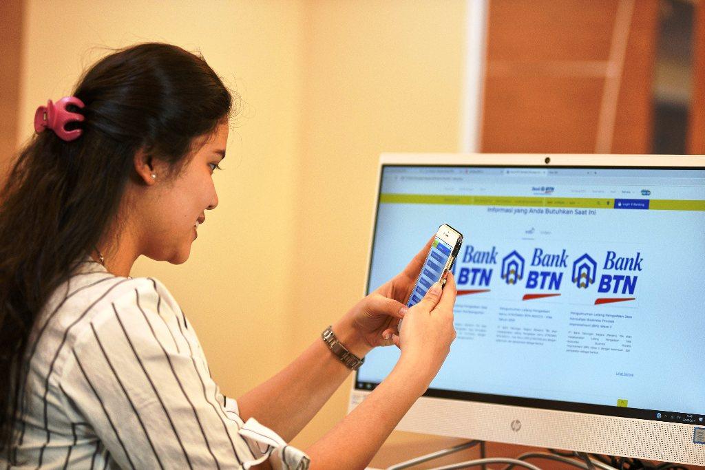 Digitalisasi Layanan