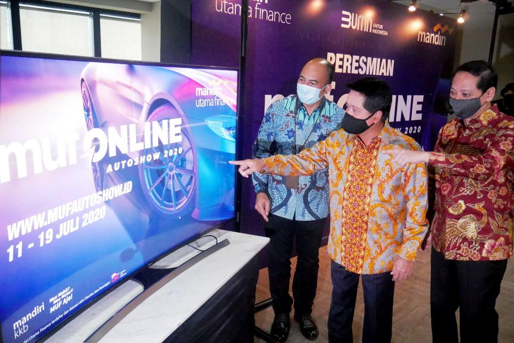 Pameran "Online"