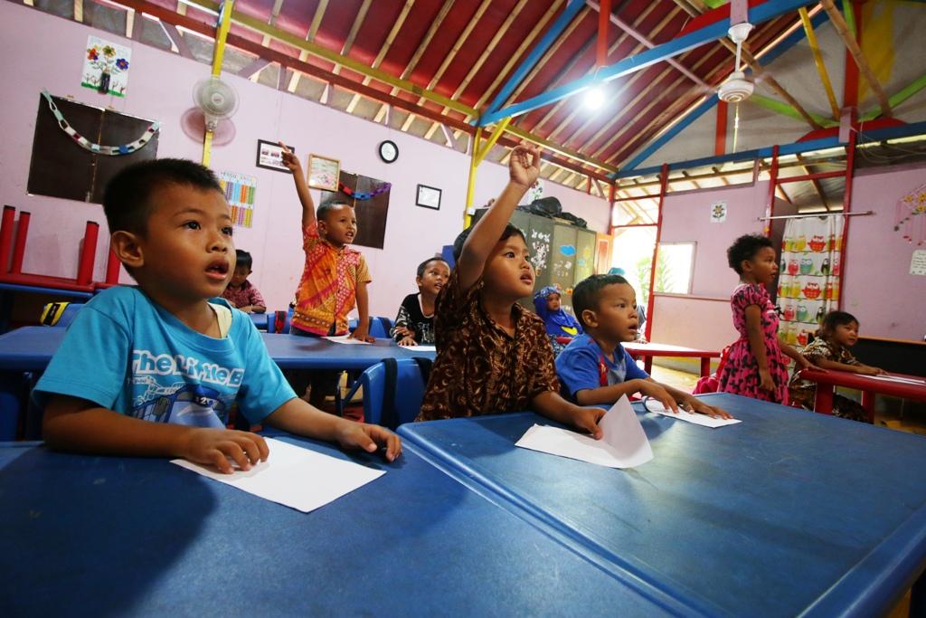 SEKOLAH ANAK JALANAN
