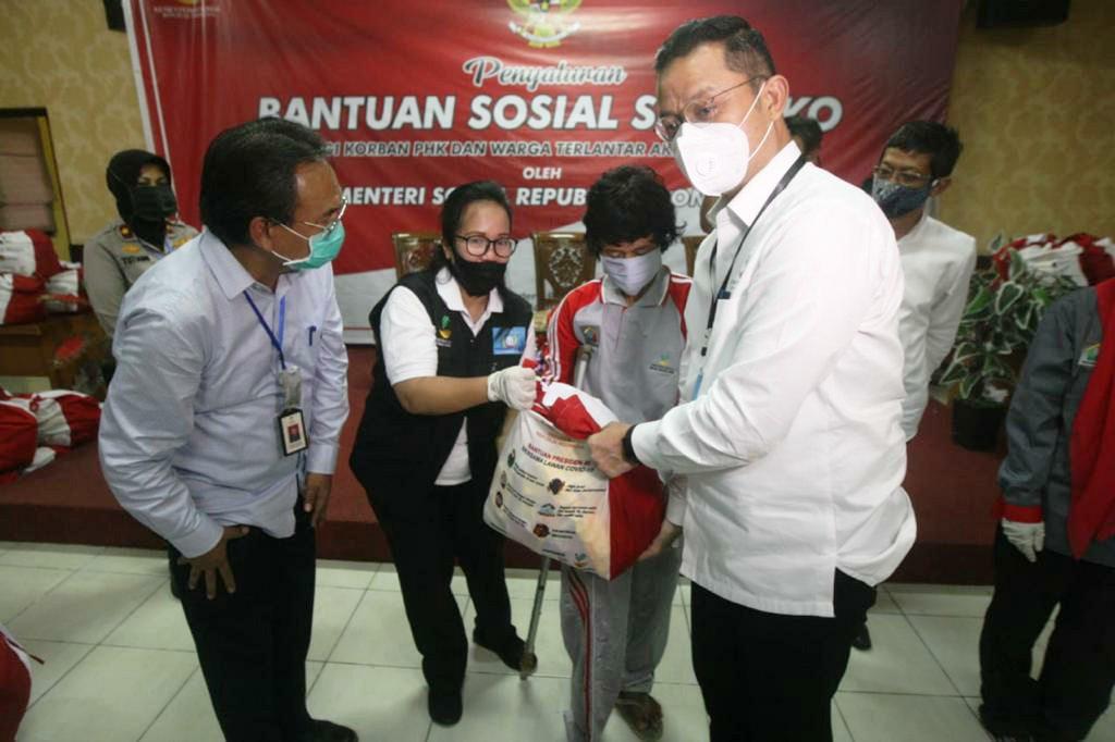 Bantuan Korban PHK