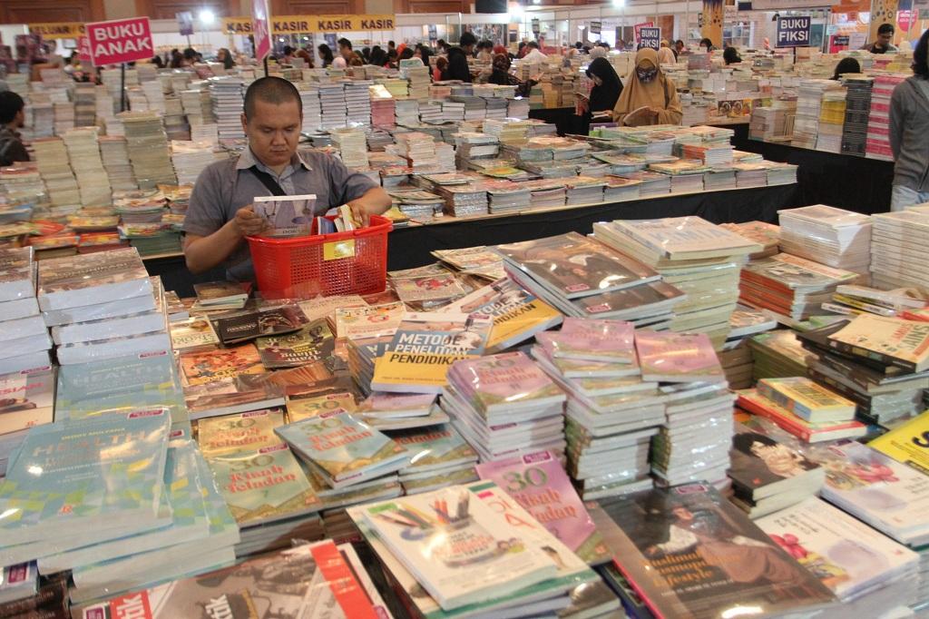 Pameran Buku