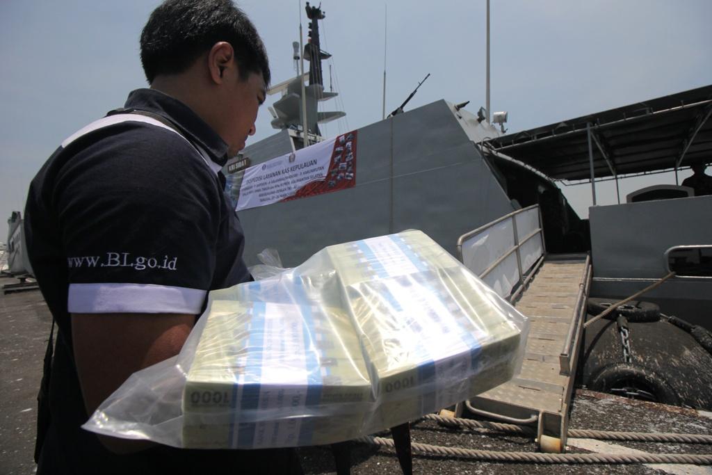 Distribusikan Uang