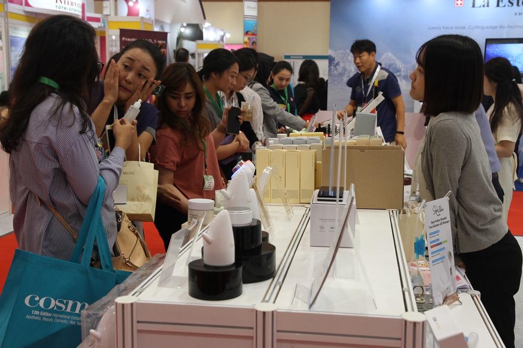Pameran Kosmetik