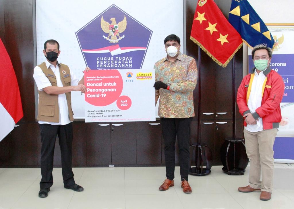 Serahkan Bantuan