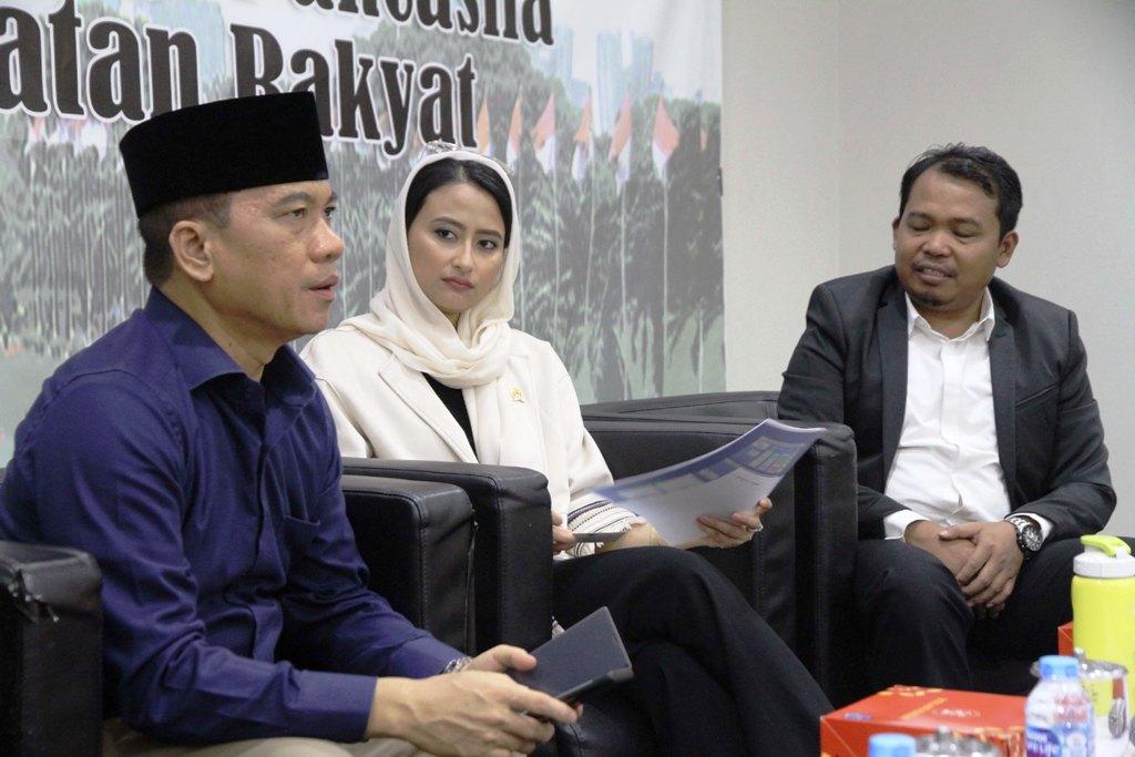 Diskusi Empat Pilar