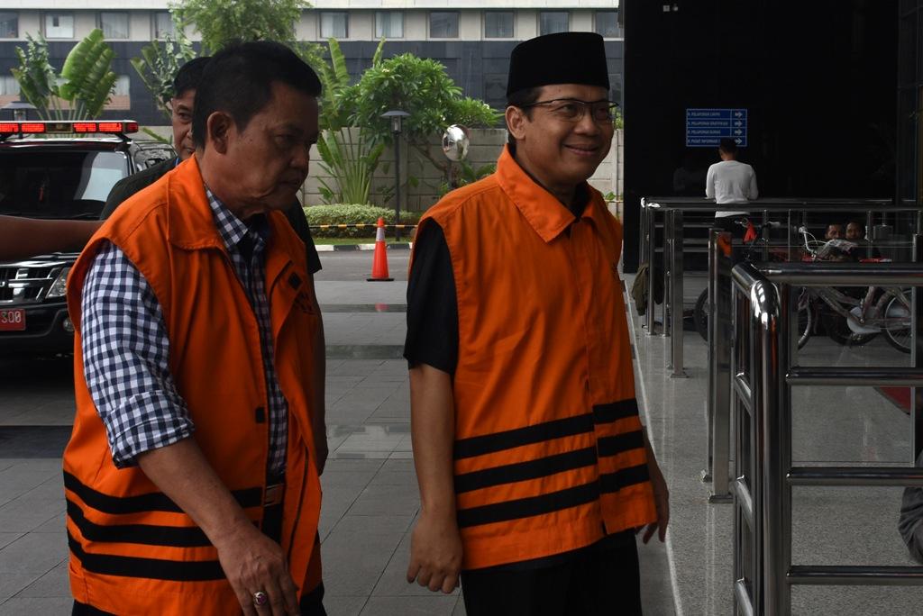 Dugaan Penerimaan Hadiah