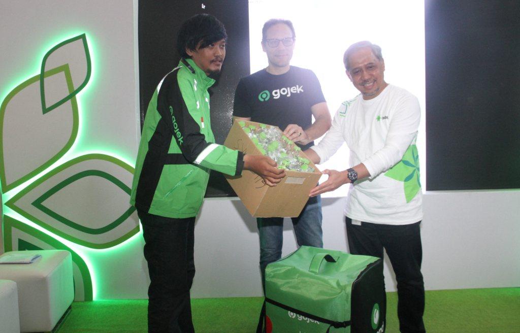 Sinergi Ades-Gojek