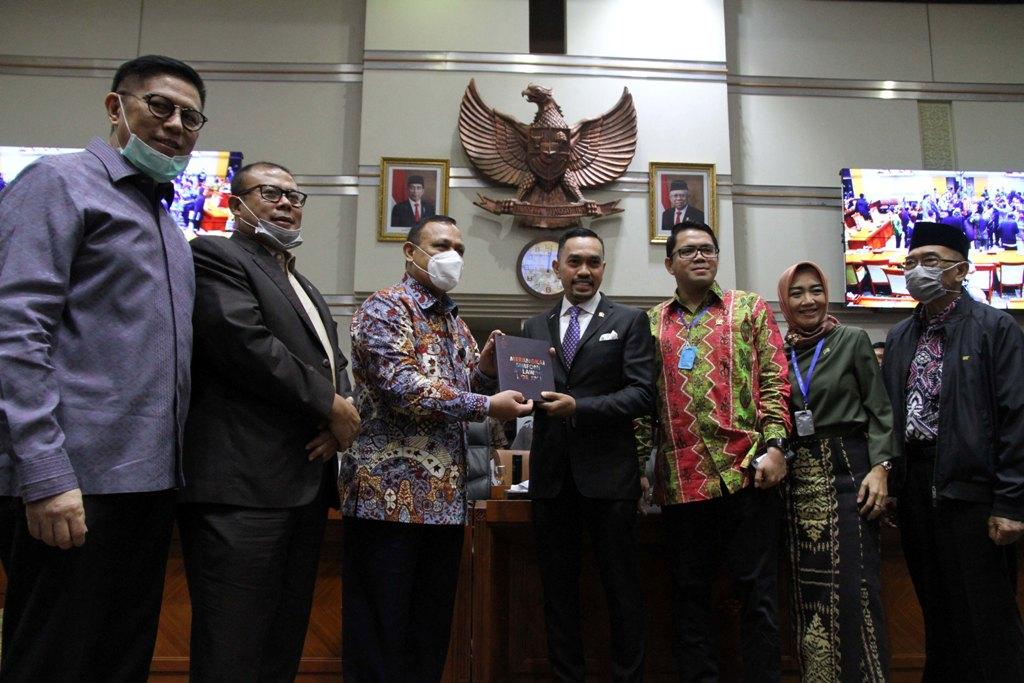 RDP dengan Komisi III DPR