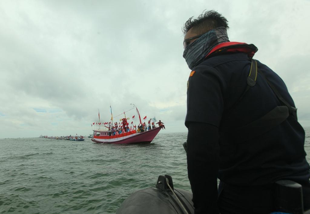 Parade "Speedboat"