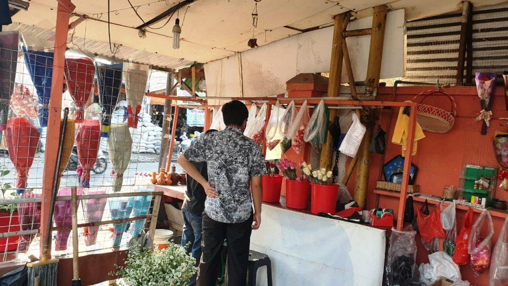 Tetap Berjualan