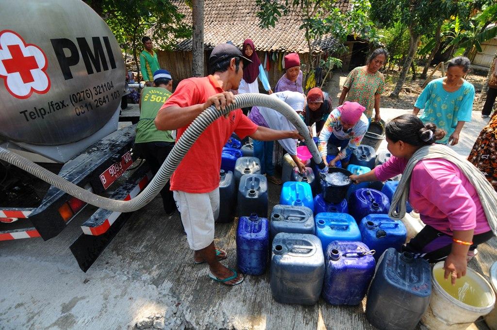 kekurangan air bersih