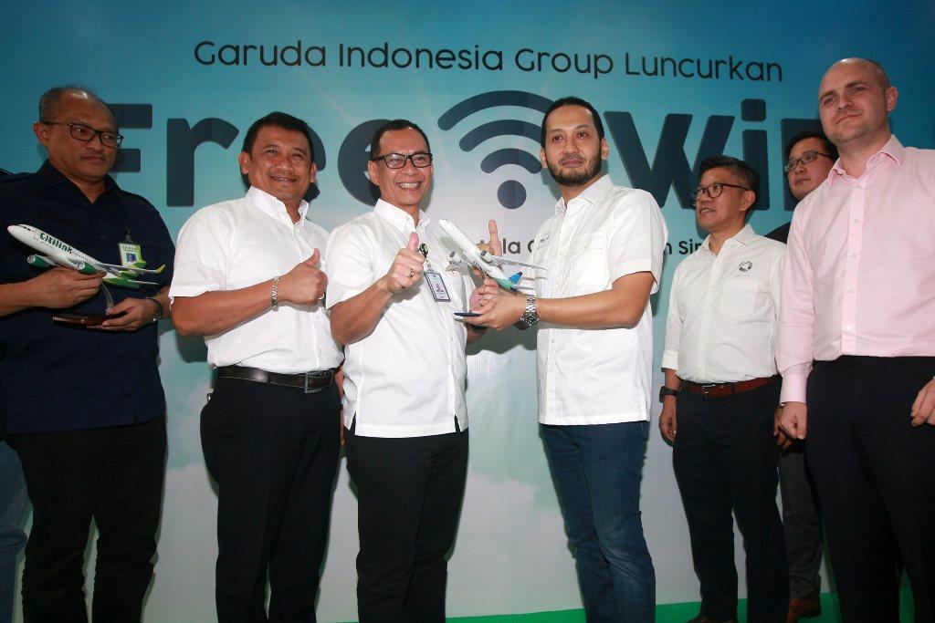 Garuda "Free Wifi"