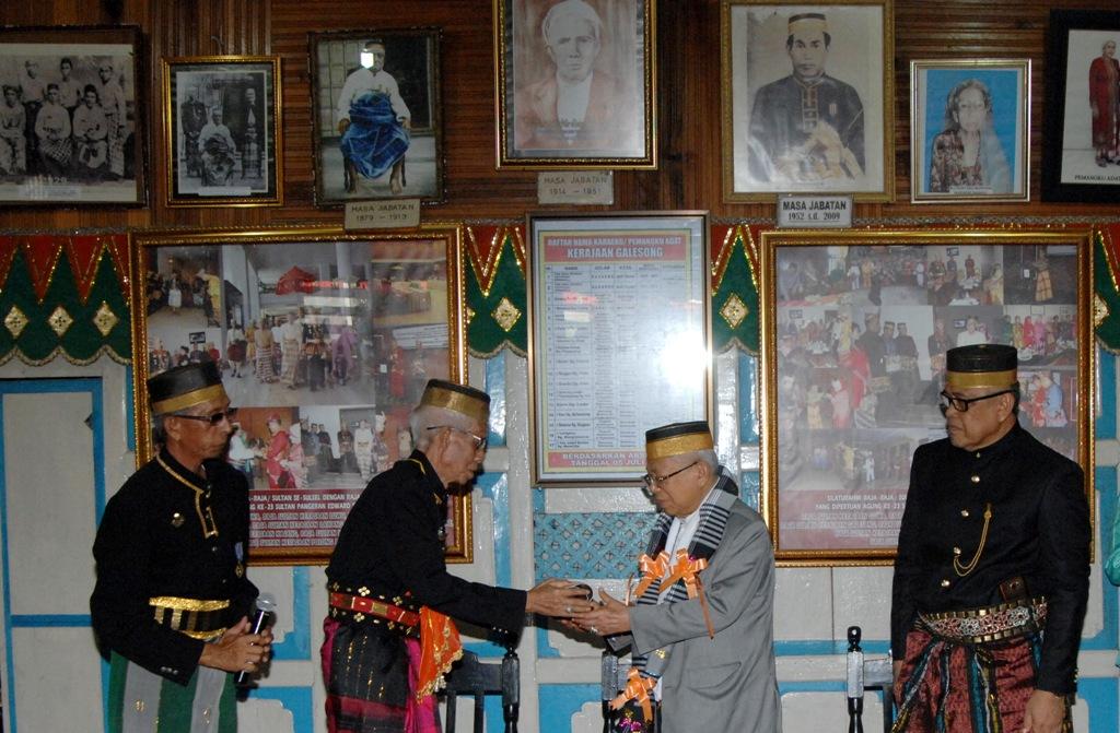 Gelar Adat untuk Ma'ruf Amin