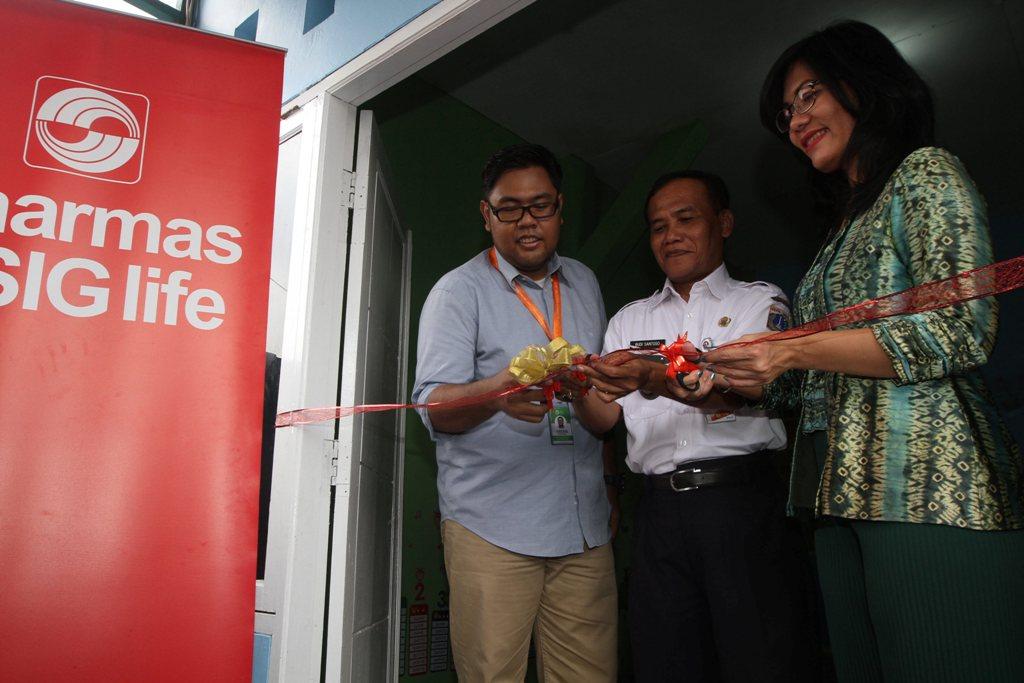 Resmikan Taman Baca