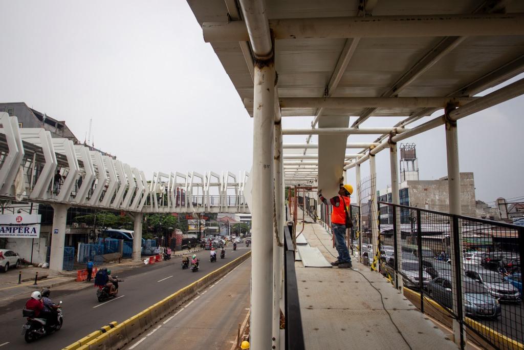 Pembangunan "Skybridge"