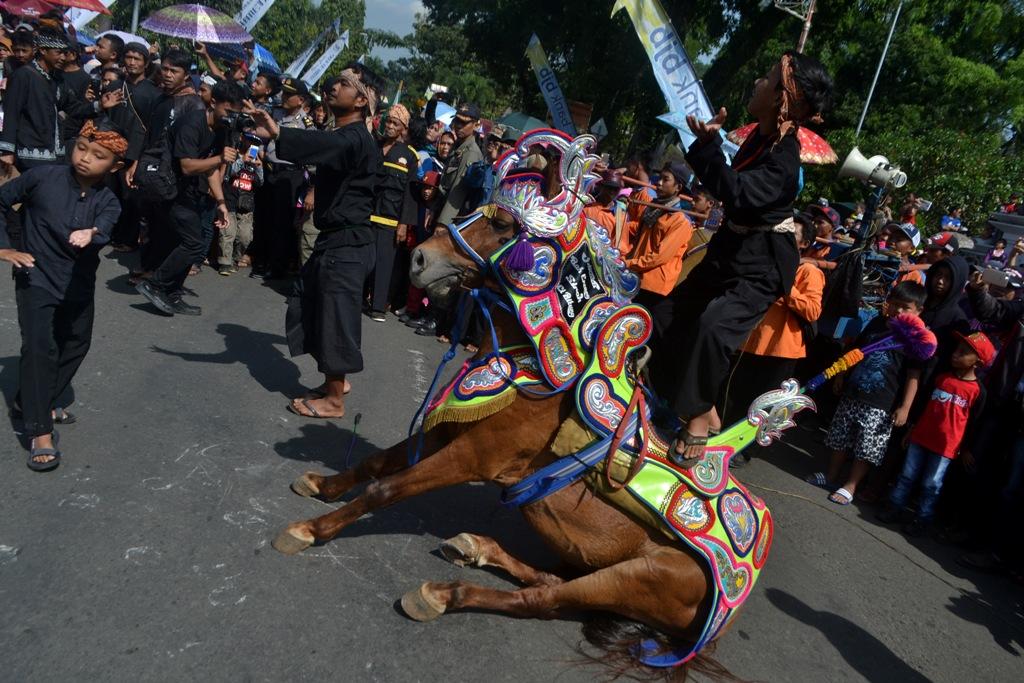 Karnaval Renggong Inohong