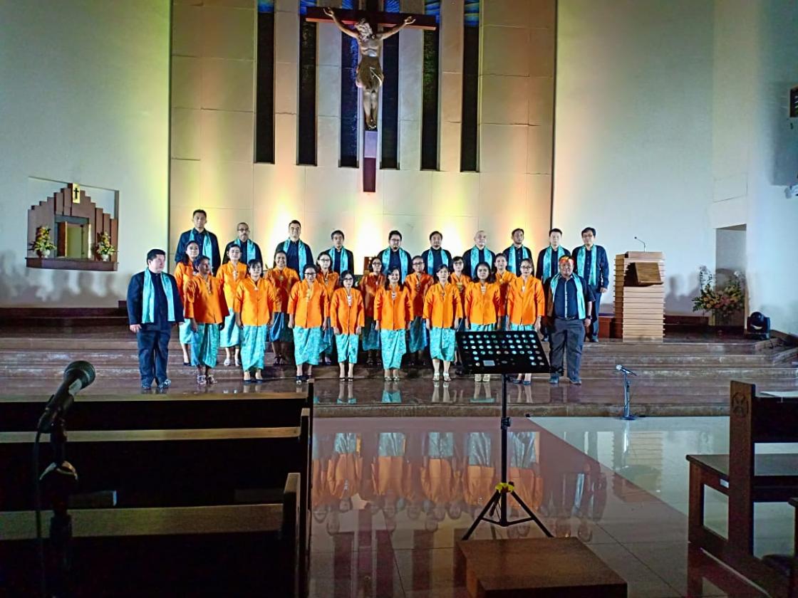 "Bene Cantare Bis Orare"