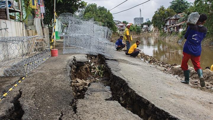 Jalan Retak