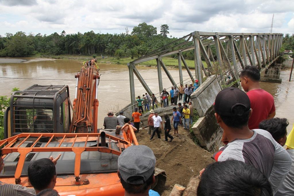 Perbaiki Jembatan