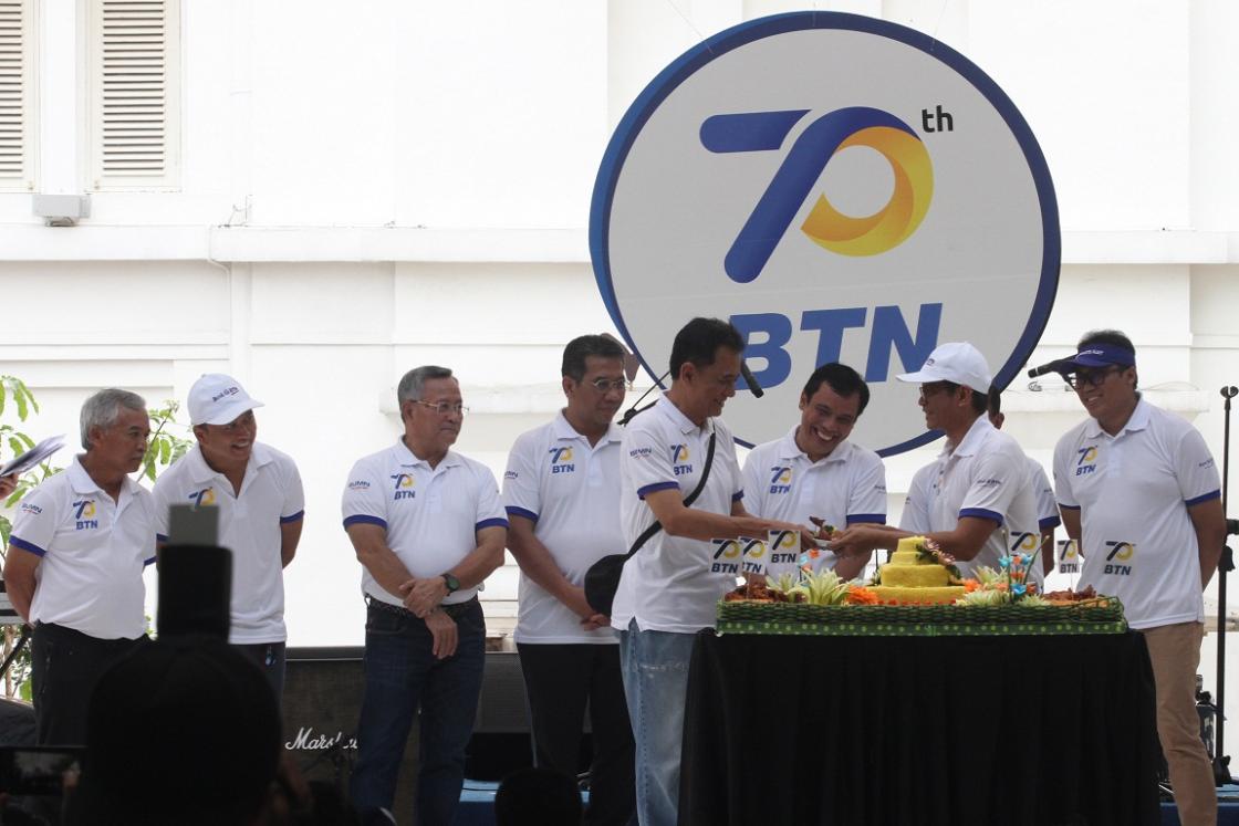 Tumpeng HUT BTN