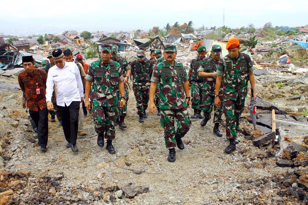 Tinjau Lokasi Bencana