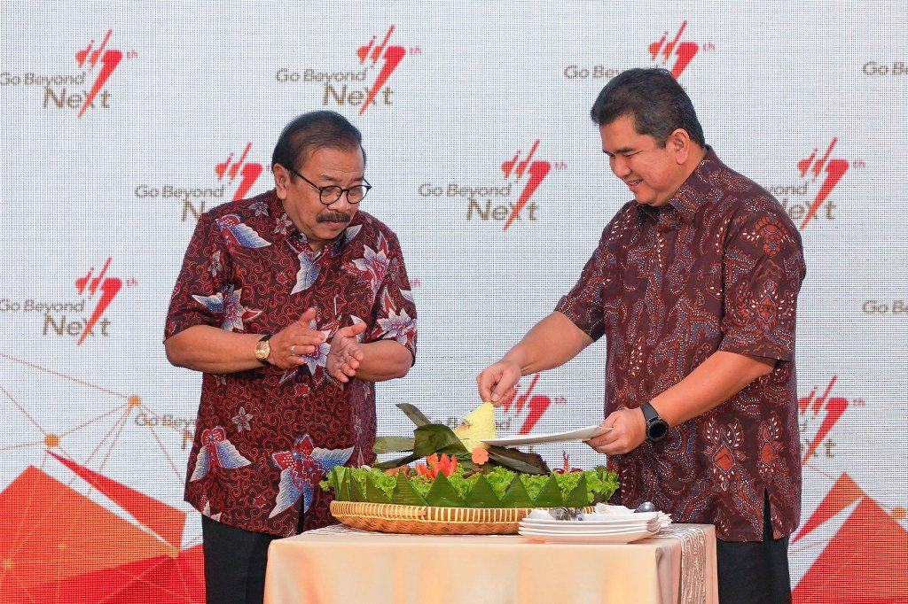 HUT PT Semen Indonesia