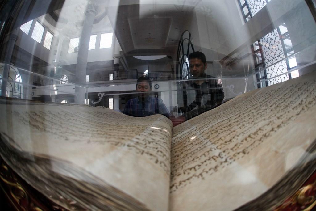 Al Quran Besar