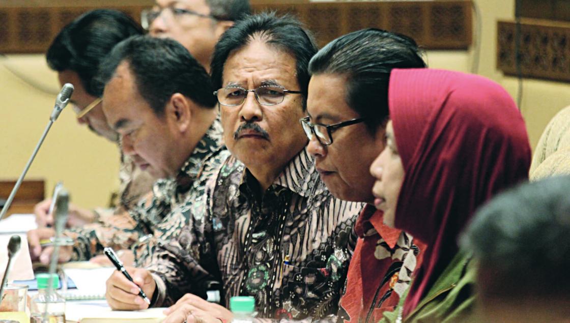 Bahas Masalah Pertanahan