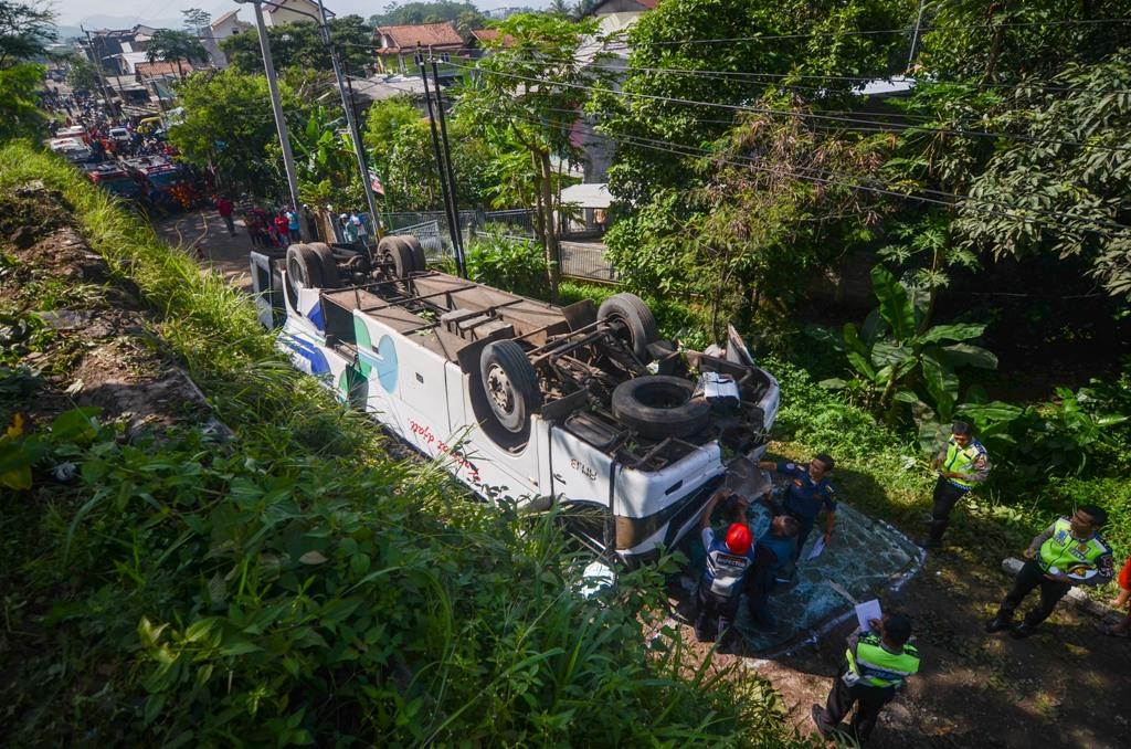 Kecelakaan Bus