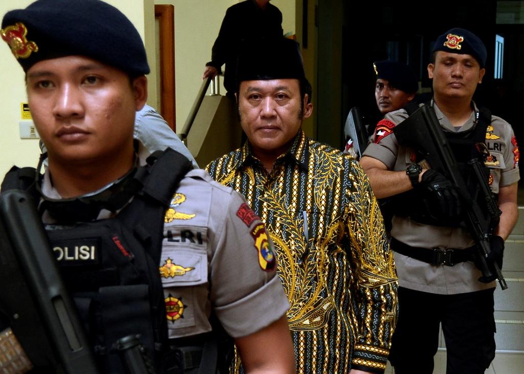 Menuju Ruang Sidang