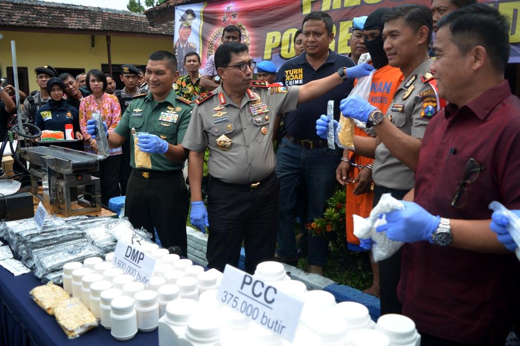Sita Obat Terlarang