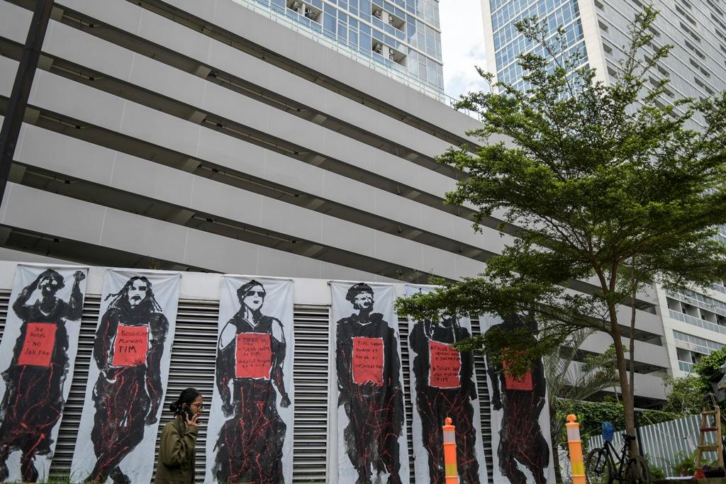 Penolakan Revitalisasi TIM