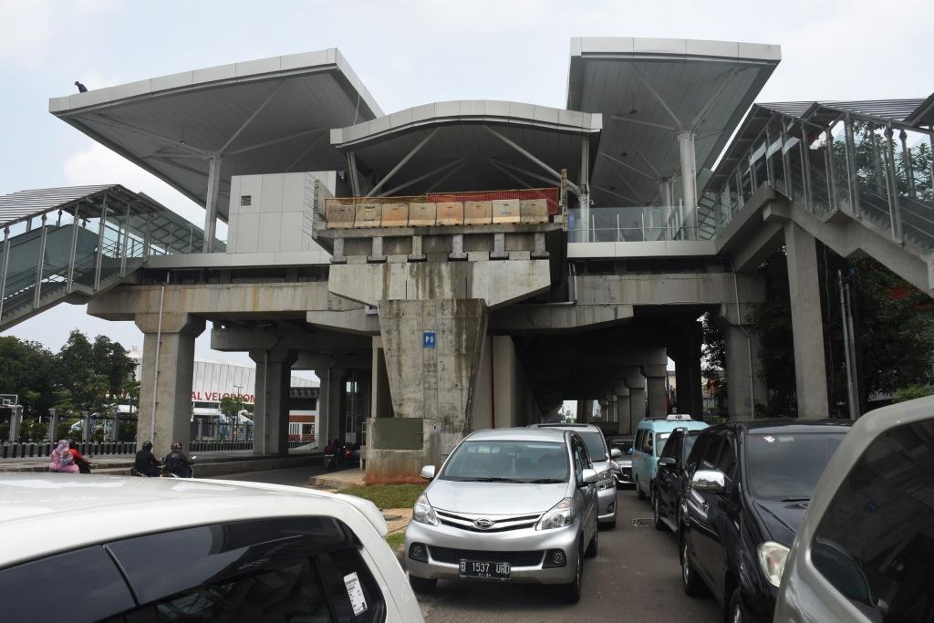 Pembangunan Stasiun LRT