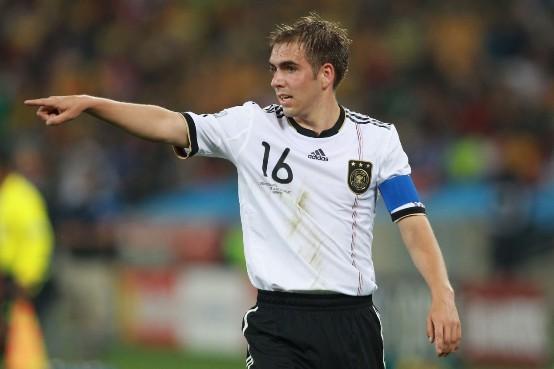 Philip Lahm Pemain Terbaik Jerman 2017