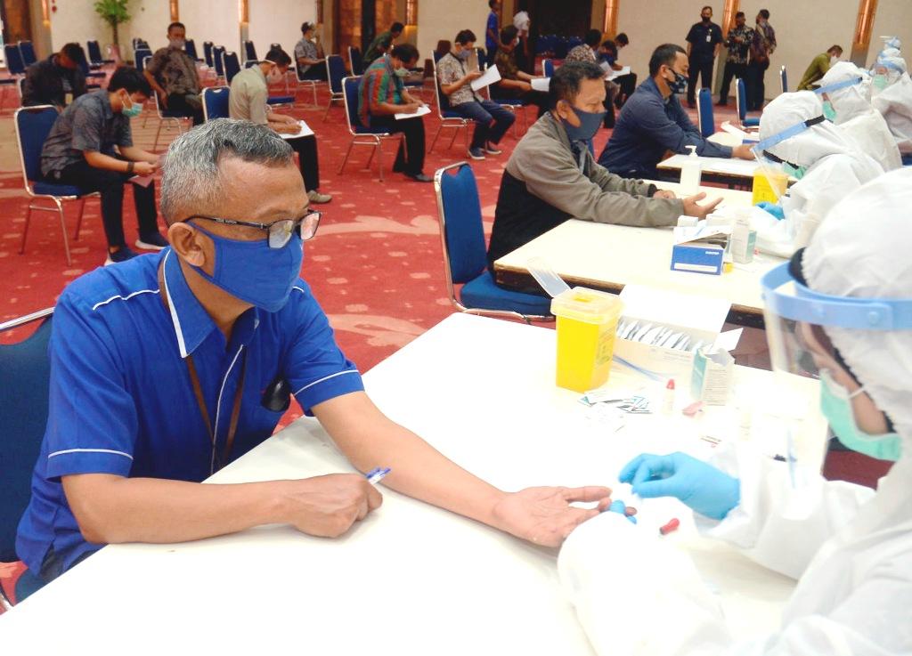 Gelar "Rapid Test"