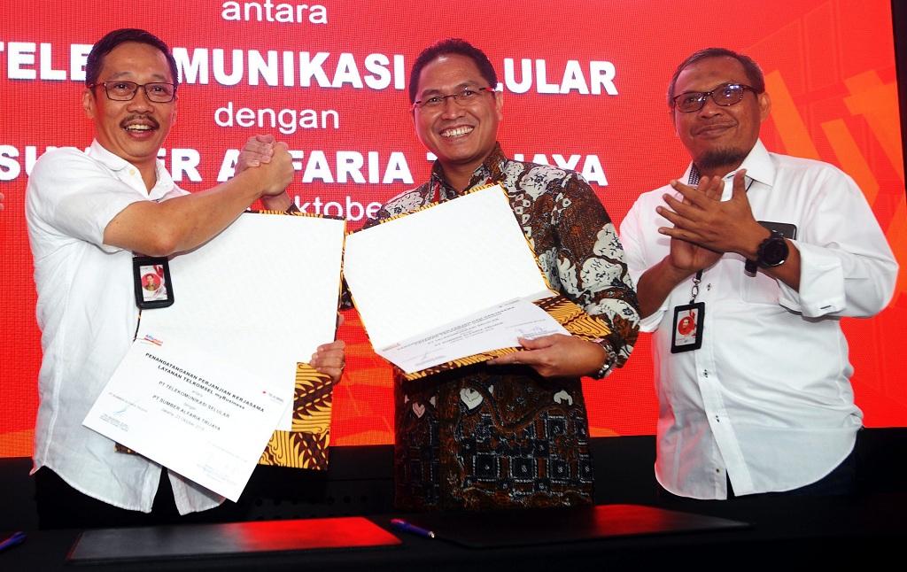 Kerja Sama Layanan Mobile