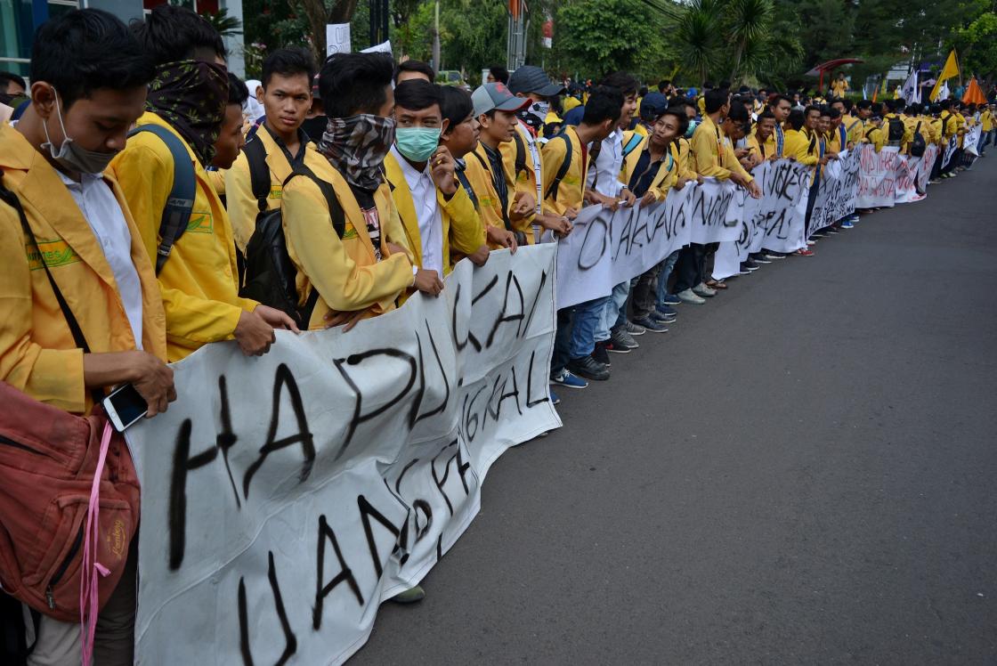 Tolak Kebijakan Kampus