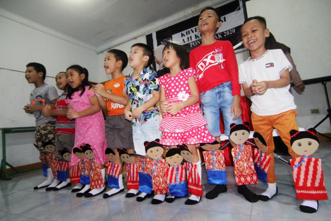 Tari Dengkul