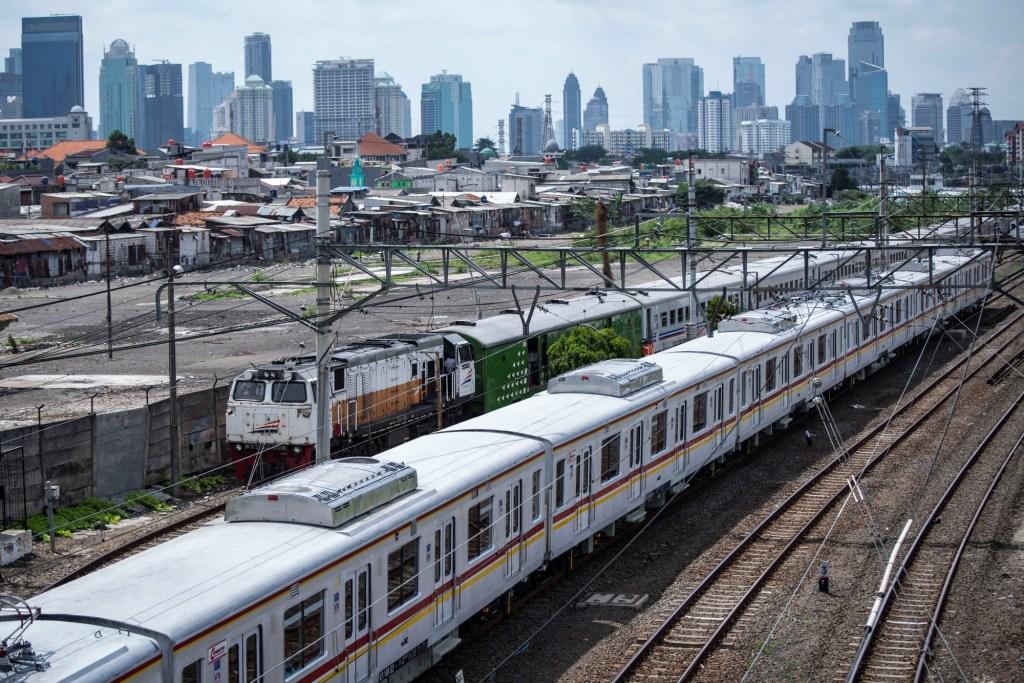"headway" diperpendek