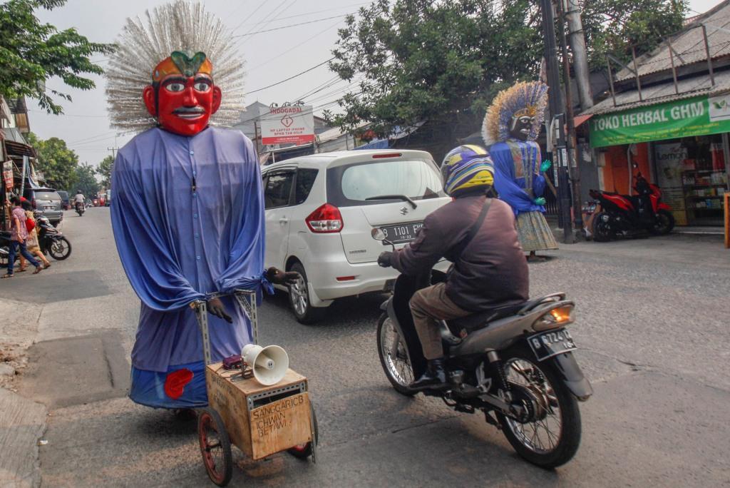 Dilarang Mengamen
