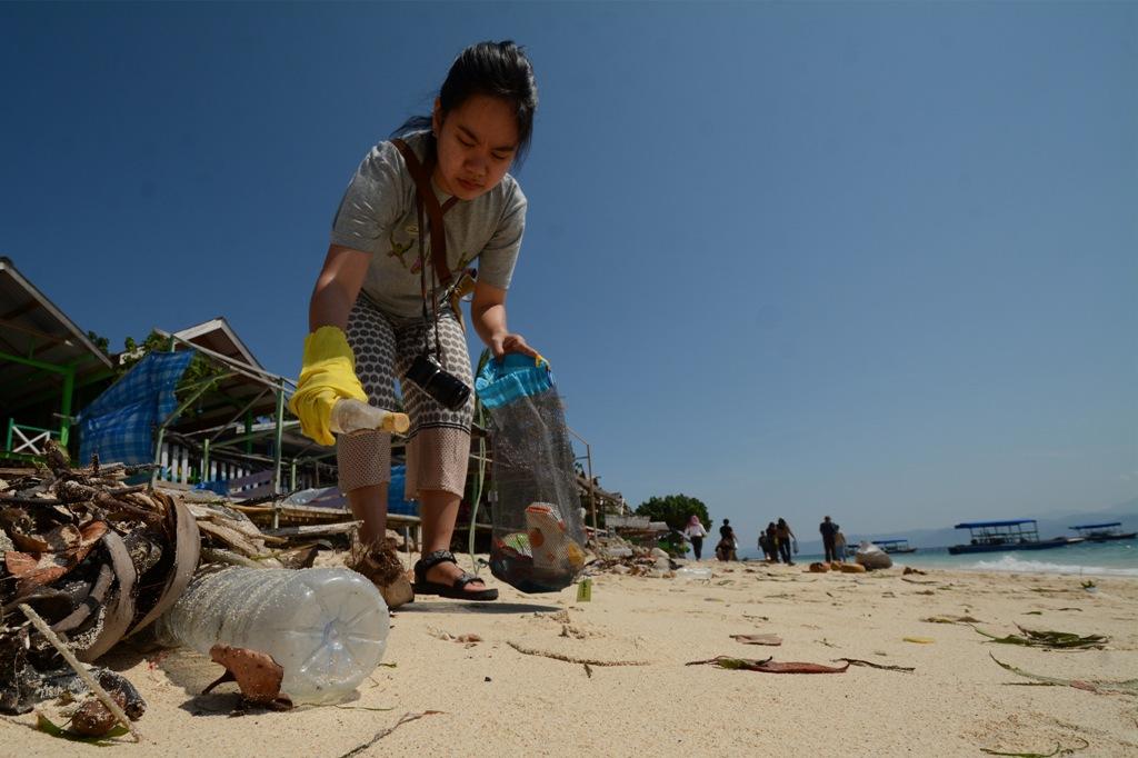 Ajak Warga Peduli Sampah