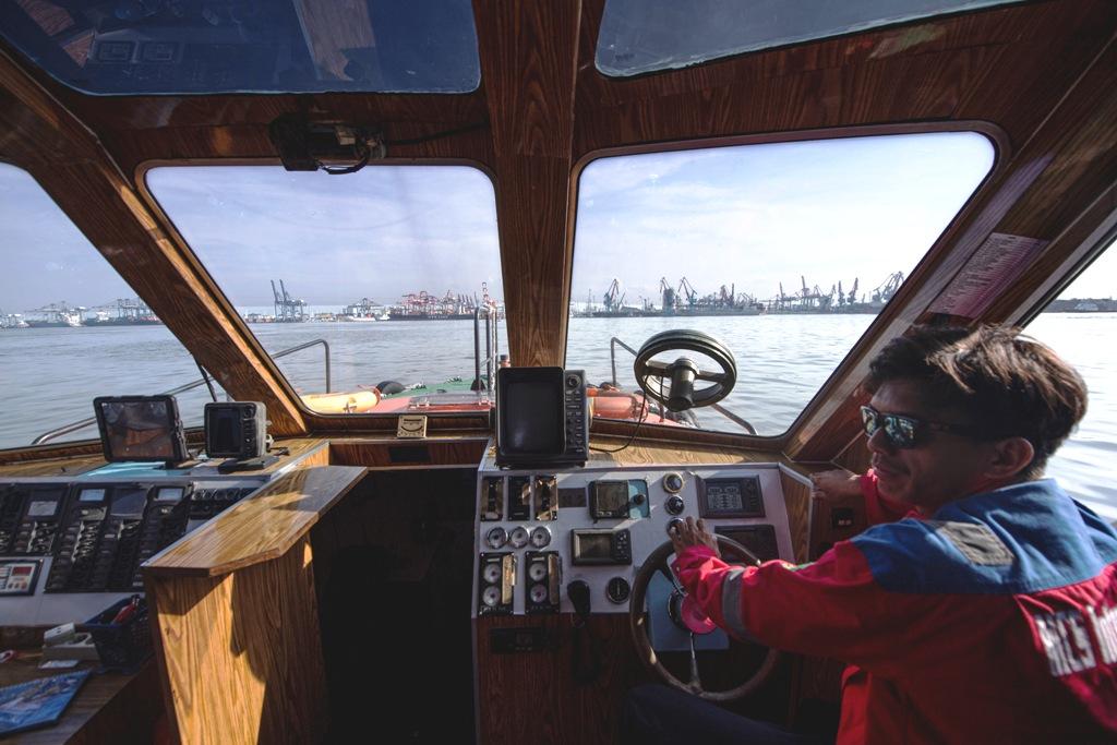 Kapal Pandu Pelabuhan