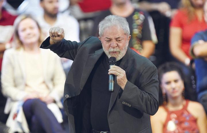 Lula Berkampanye