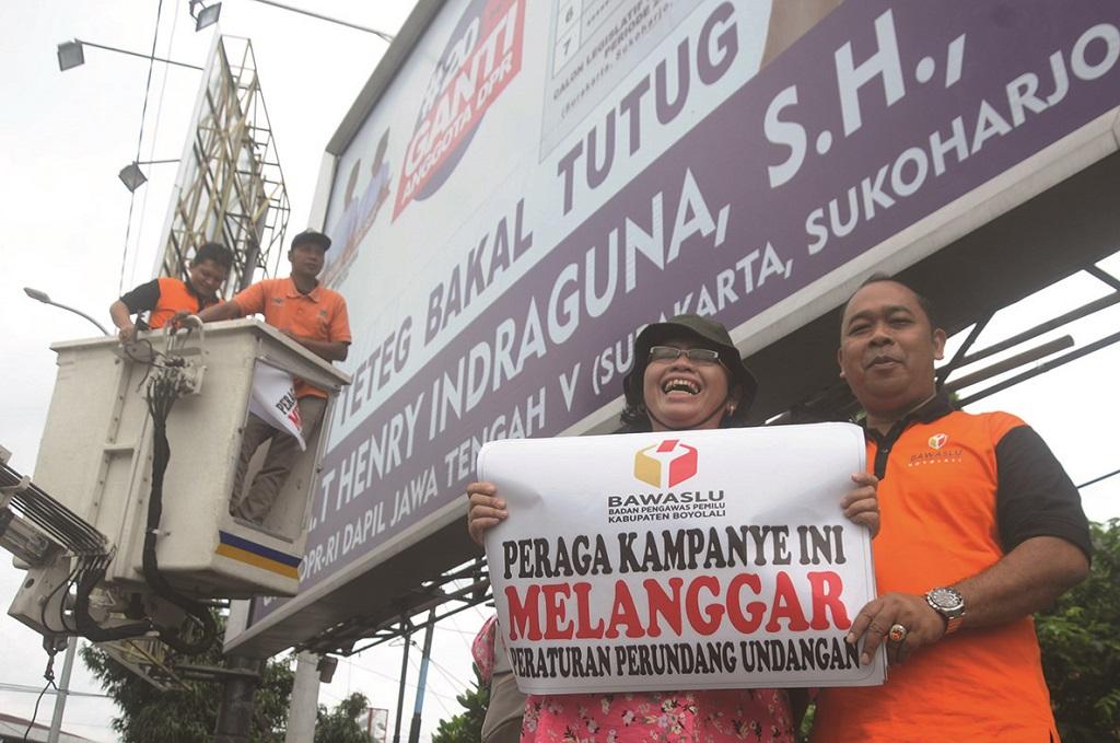 Melanggar Aturan Kampanye
