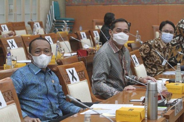 Hadiri Rapat Kerja