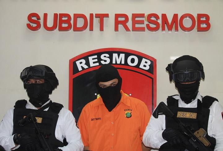 Aksi "Koboi"