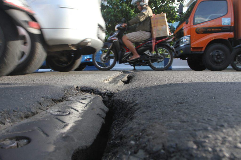 "Flyover" Retak